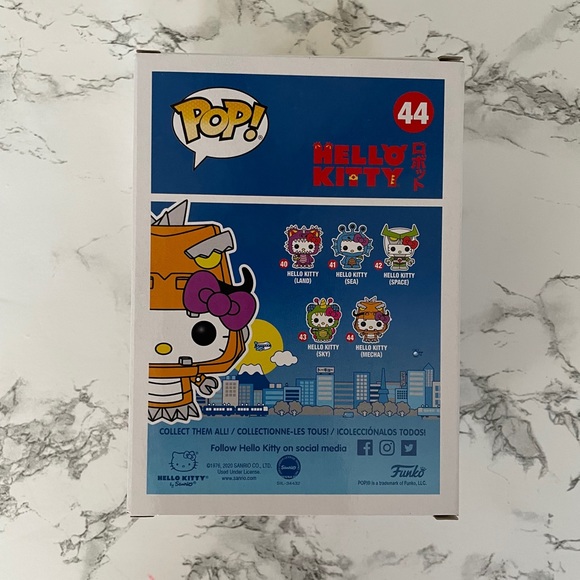 Hello Kitty Funko Pop 44 - Picture 3 of 8